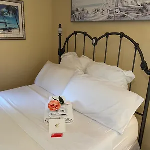 Cozy Near Airport & Highway Homestay Saint Louis
